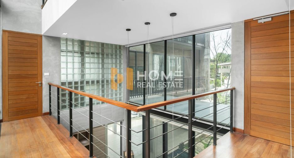 Haus zum Kauf mit 4 Zimmer in Phaya Thai, Bangkok