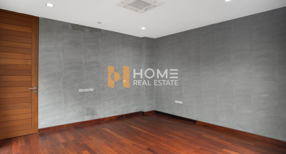 Haus zum Kauf mit 4 Zimmer in Phaya Thai, Bangkok