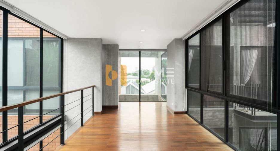 Haus zum Kauf mit 4 Zimmer in Phaya Thai, Bangkok