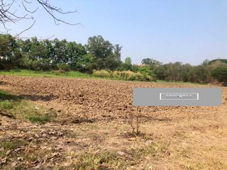 For sale land in San Kamphaeng, Chiang Mai