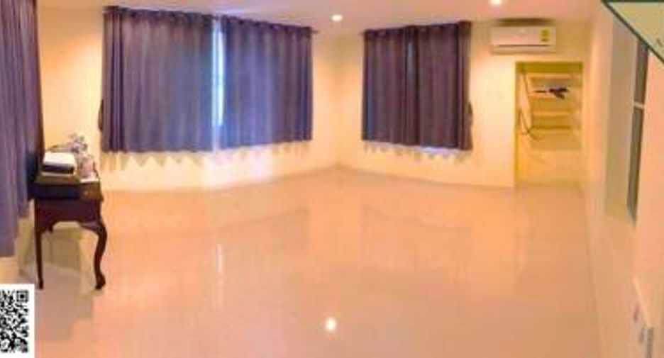 For sale 4 bedrooms house in Phasi Charoen, Bangkok