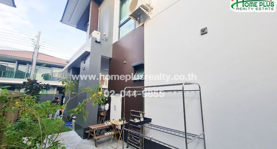 For sale 3 ベッドルーム house in Bang Kapi, Bangkok