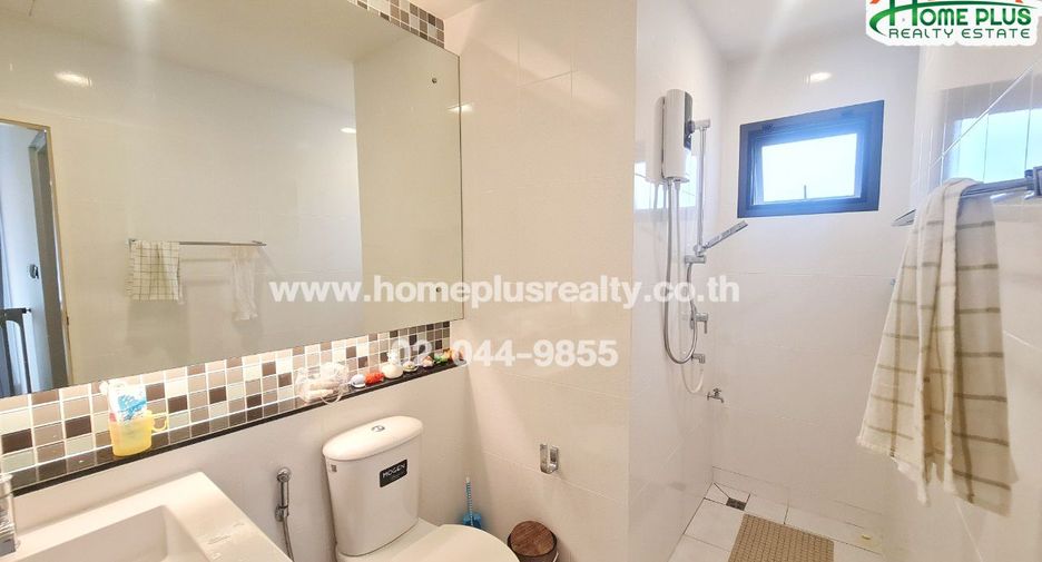 For sale 3 ベッドルーム house in Bang Kapi, Bangkok