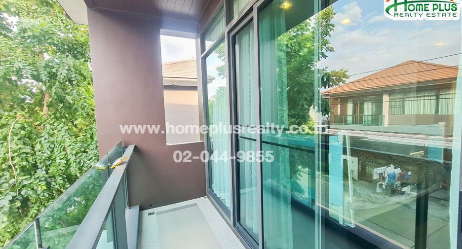 For sale 3 ベッドルーム house in Bang Kapi, Bangkok