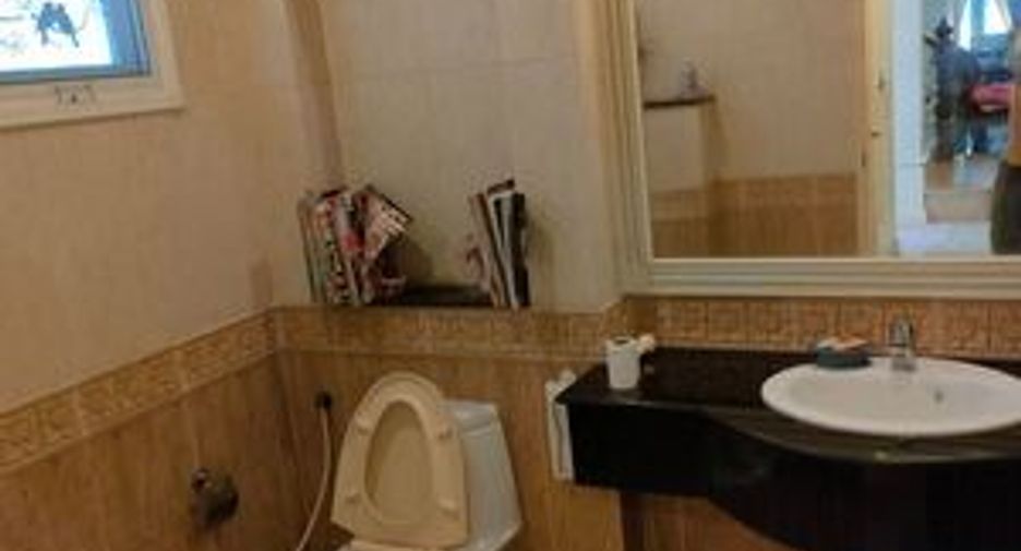 For sale 4 bedrooms house in Prawet, Bangkok