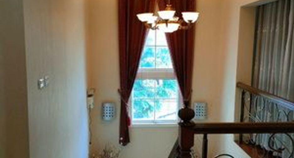 For sale 4 bedrooms house in Prawet, Bangkok