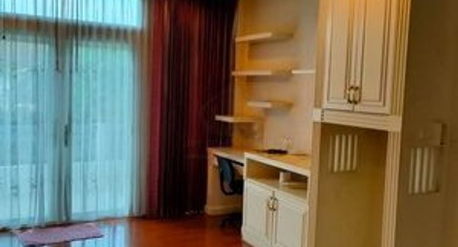 For sale 4 bedrooms house in Prawet, Bangkok