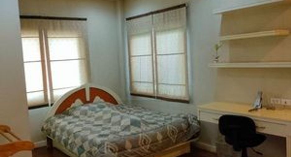 For sale 4 bedrooms house in Prawet, Bangkok