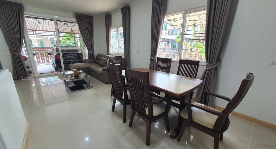 For rent そして for sale 4 Beds townhouse in Mueang Nonthaburi, Nonthaburi