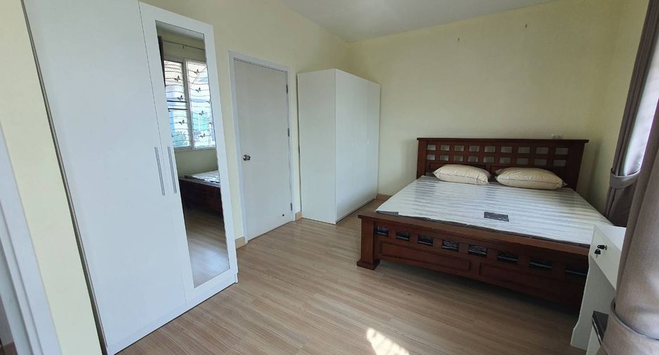 For rent そして for sale 4 Beds townhouse in Mueang Nonthaburi, Nonthaburi