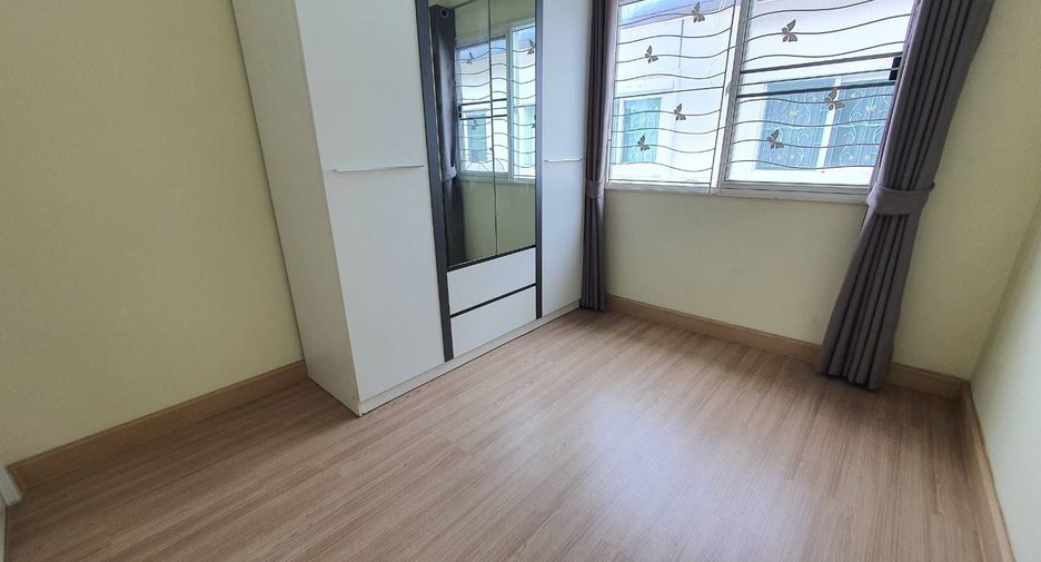 For rent そして for sale 4 Beds townhouse in Mueang Nonthaburi, Nonthaburi