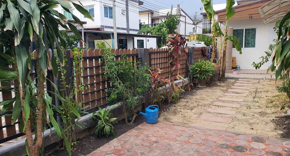 For rent そして for sale 4 Beds townhouse in Mueang Nonthaburi, Nonthaburi