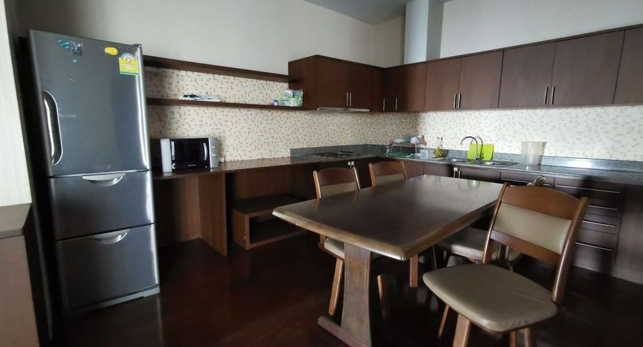 Condo en alquiler y en venta de 2 habitaciones en Watthana, Bangkok