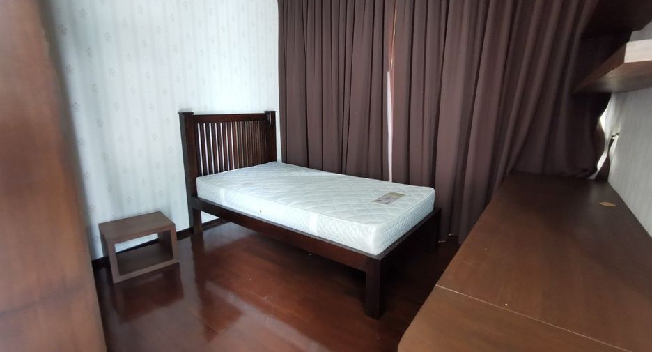 Condo en alquiler y en venta de 2 habitaciones en Watthana, Bangkok