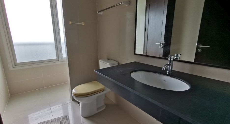Condo en alquiler y en venta de 2 habitaciones en Watthana, Bangkok