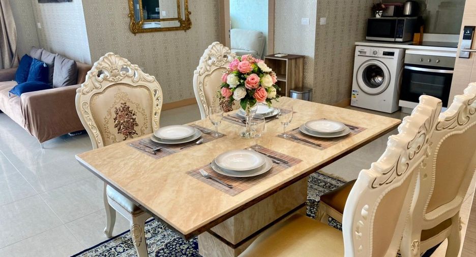 For rent 2 bedrooms condo in Bang Lamung, Chonburi