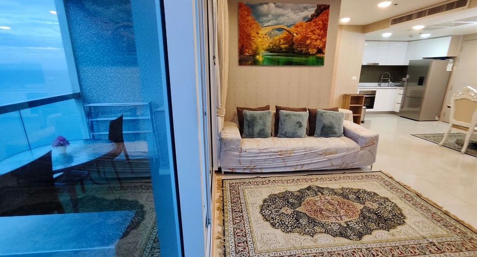 For rent 2 bedrooms condo in Bang Lamung, Chonburi