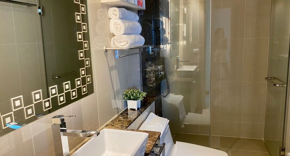 For rent 2 bedrooms condo in Bang Lamung, Chonburi