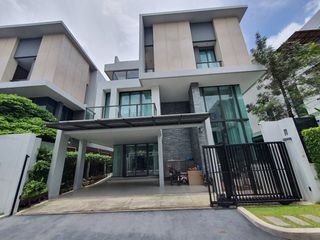 For sale 4 Beds house in Lat Phrao, Bangkok