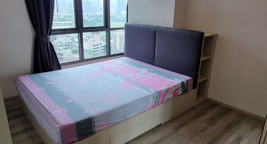 For rent and for sale 2 bedrooms condo in Phaya Thai, Bangkok