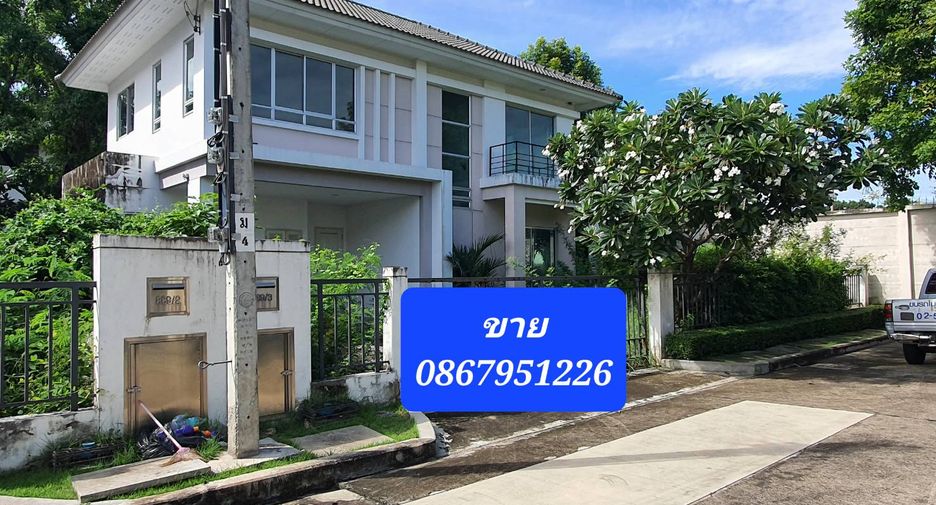 For sale 4 Beds house in Khan Na Yao, Bangkok