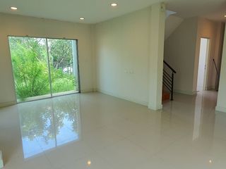 For sale 4 Beds house in Khan Na Yao, Bangkok