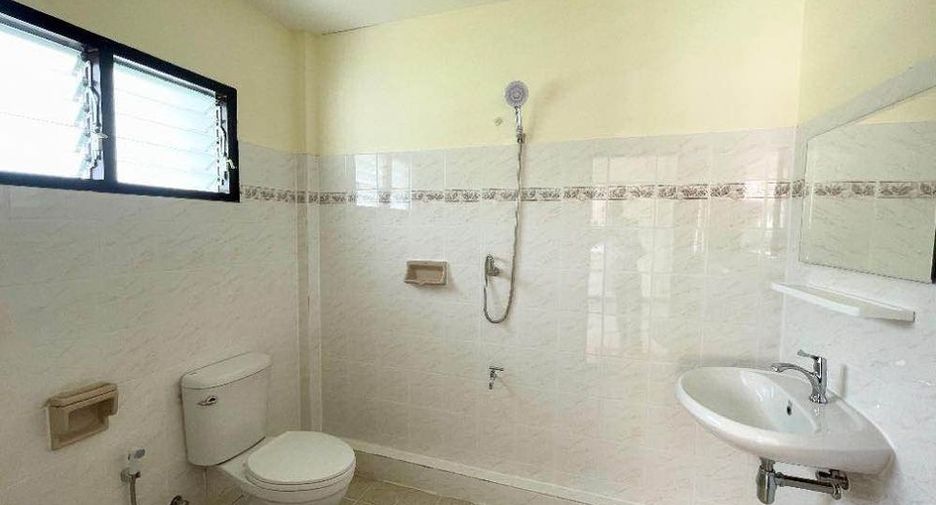 For sale 2 bed house in Taling Chan, Bangkok