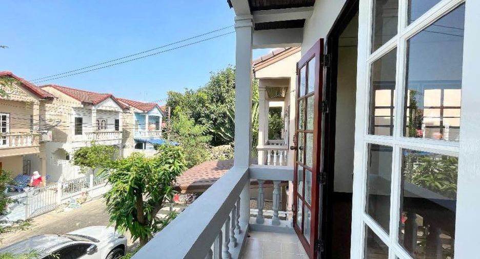 For sale 2 bed house in Taling Chan, Bangkok