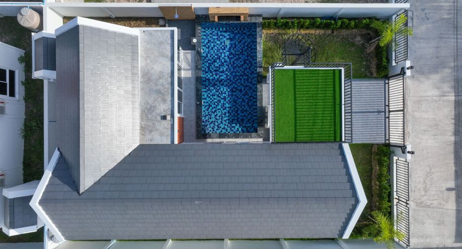 For rent and for sale 2 bedrooms house in Hua Hin, Prachuap Khiri Khan