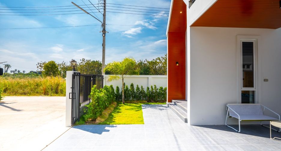 For rent and for sale 2 bedrooms house in Hua Hin, Prachuap Khiri Khan