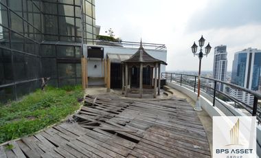 For sale 4 bed condo in Watthana, Bangkok