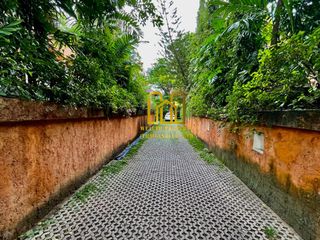 For sale land in Huai Khwang, Bangkok