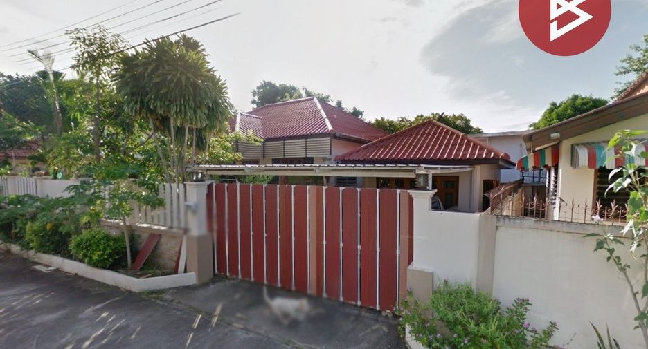 For sale 3 bed house in Mueang Tak, Tak