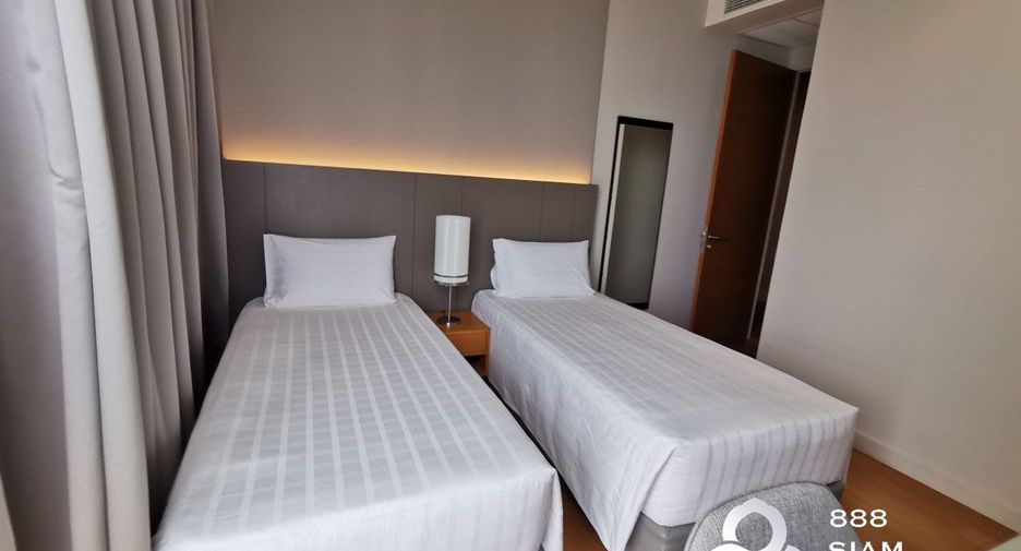 À louer 3 chambres appartement avec services à Bang Kho Laem, Bangkok
