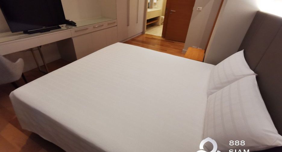 À louer 3 chambres appartement avec services à Bang Kho Laem, Bangkok
