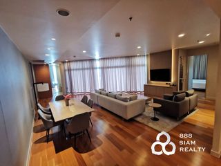 À louer 3 chambres appartement avec services à Bang Kho Laem, Bangkok
