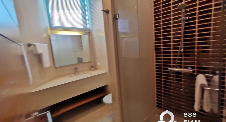 À louer 3 chambres appartement avec services à Bang Kho Laem, Bangkok