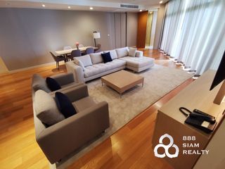 À louer 3 chambres appartement avec services à Bang Kho Laem, Bangkok