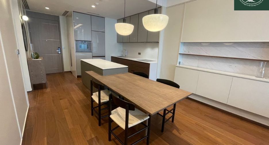 Condo en alquiler de 2 habitaciones en Khlong Toei, Bangkok