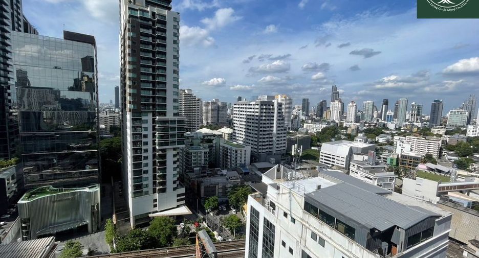 Condo en alquiler de 2 habitaciones en Khlong Toei, Bangkok