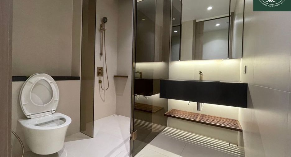Condo en alquiler de 2 habitaciones en Khlong Toei, Bangkok