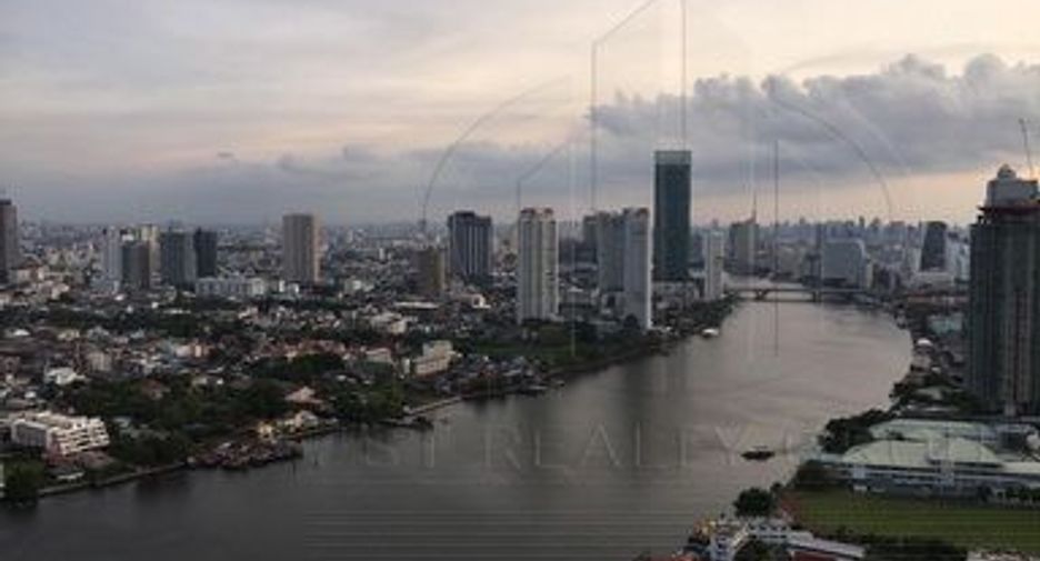For sale 3 bedrooms condo in Bang Kho Laem, Bangkok
