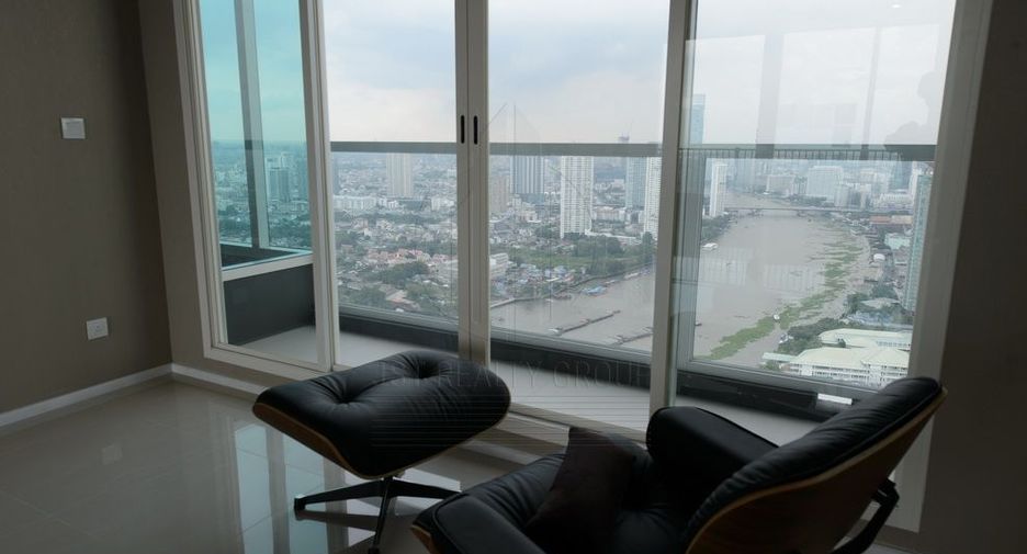 For sale 3 bedrooms condo in Bang Kho Laem, Bangkok
