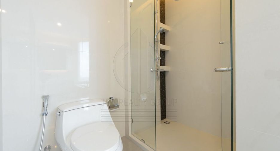 For sale 3 bedrooms condo in Bang Kho Laem, Bangkok