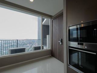 ขาย 3 ห้องนอน คอนโด ใน บางคอแหลม, กรุงเทพฯ