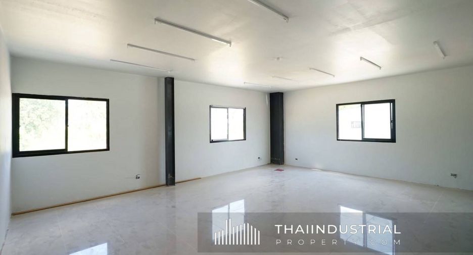 À louer entrepôt à Si Racha, Chonburi