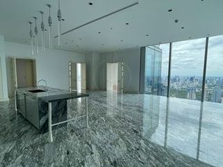 For sale 4 bedrooms condo in Sathon, Bangkok