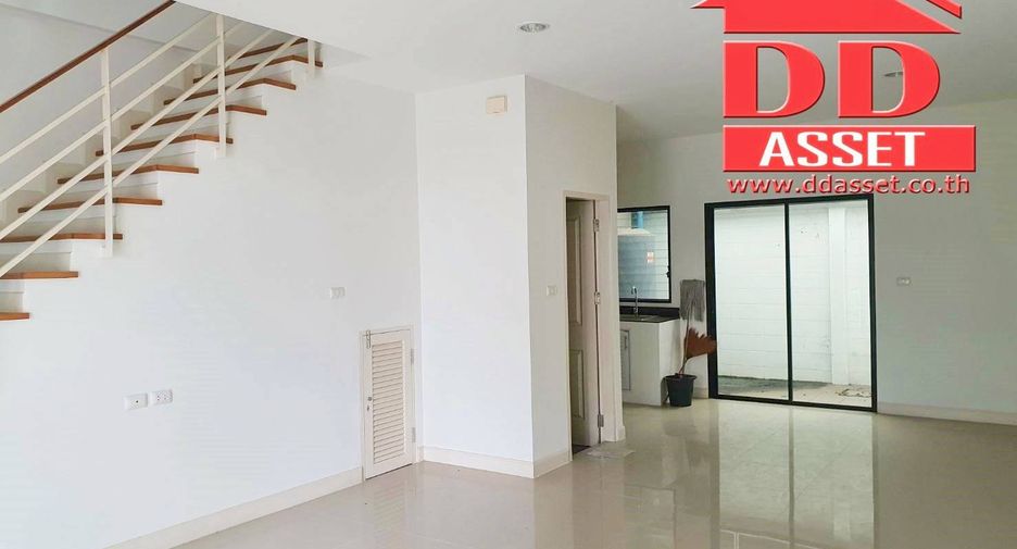 For rent そして for sale 2 Beds townhouse in Min Buri, Bangkok