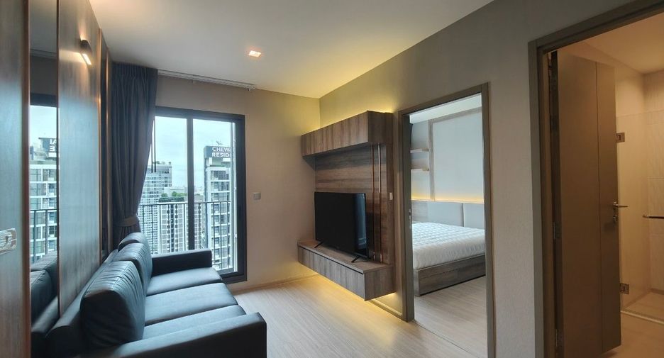 For sale 2 bed condo in Huai Khwang, Bangkok