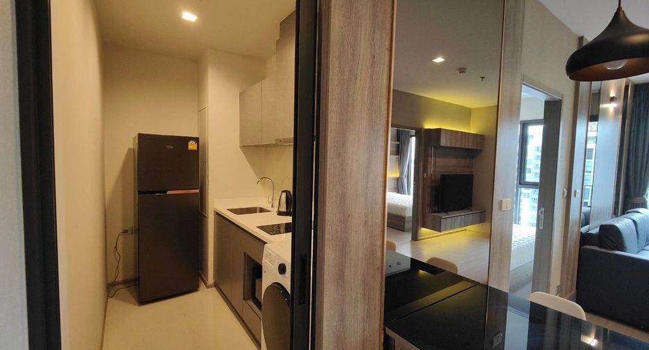 For sale 2 bed condo in Huai Khwang, Bangkok